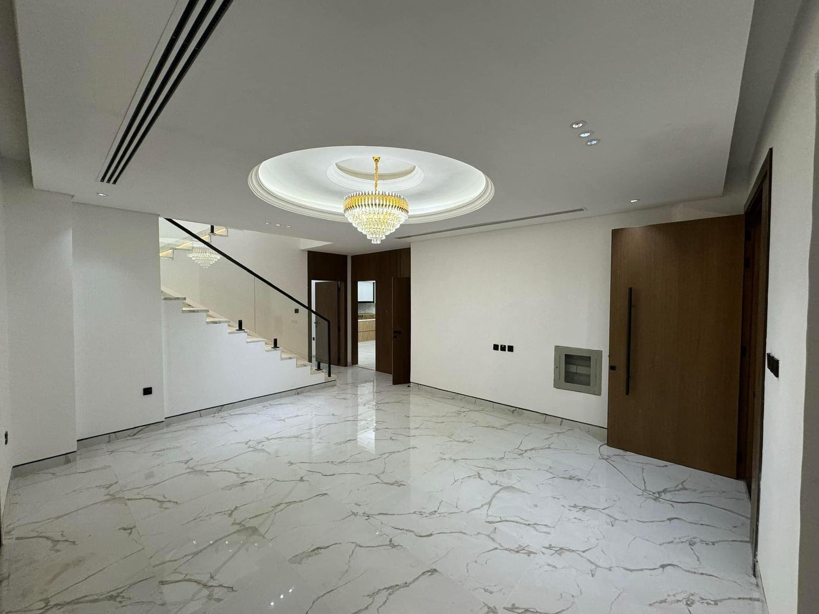 Gallery item 6